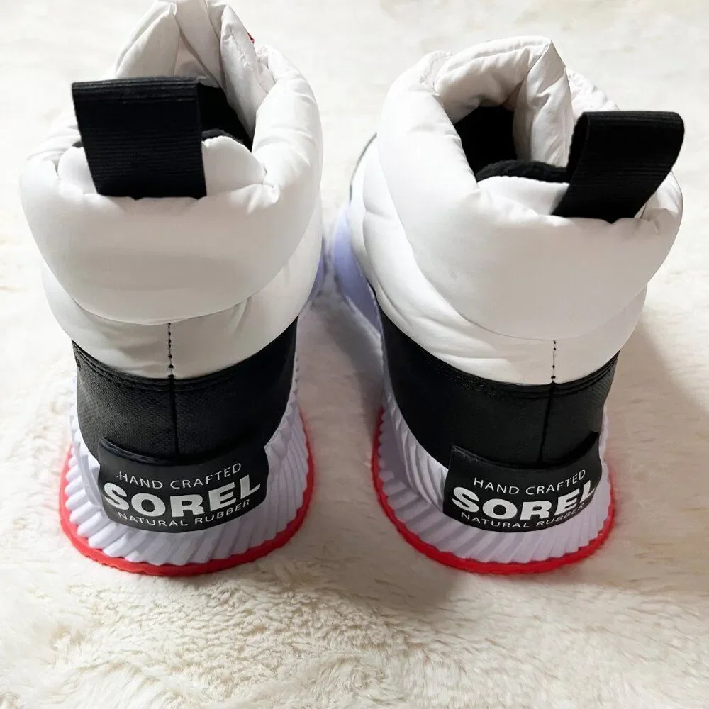 Sorel Women's Out N About III White Puffy Zip Boot Size 6.5 NEW‎ WITH TAGS
